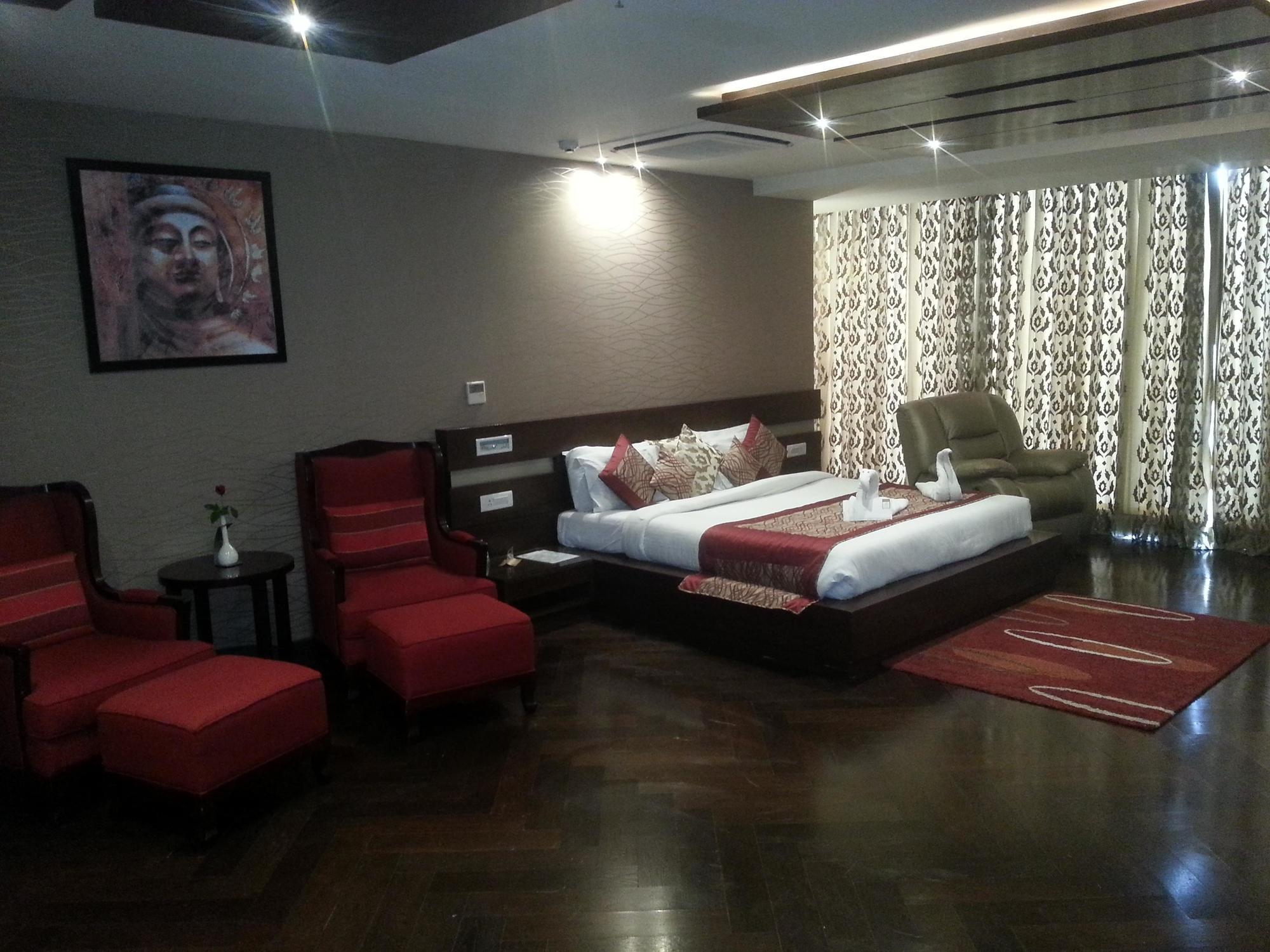 One Earth Avaas Hotel Amritsar Exterior foto