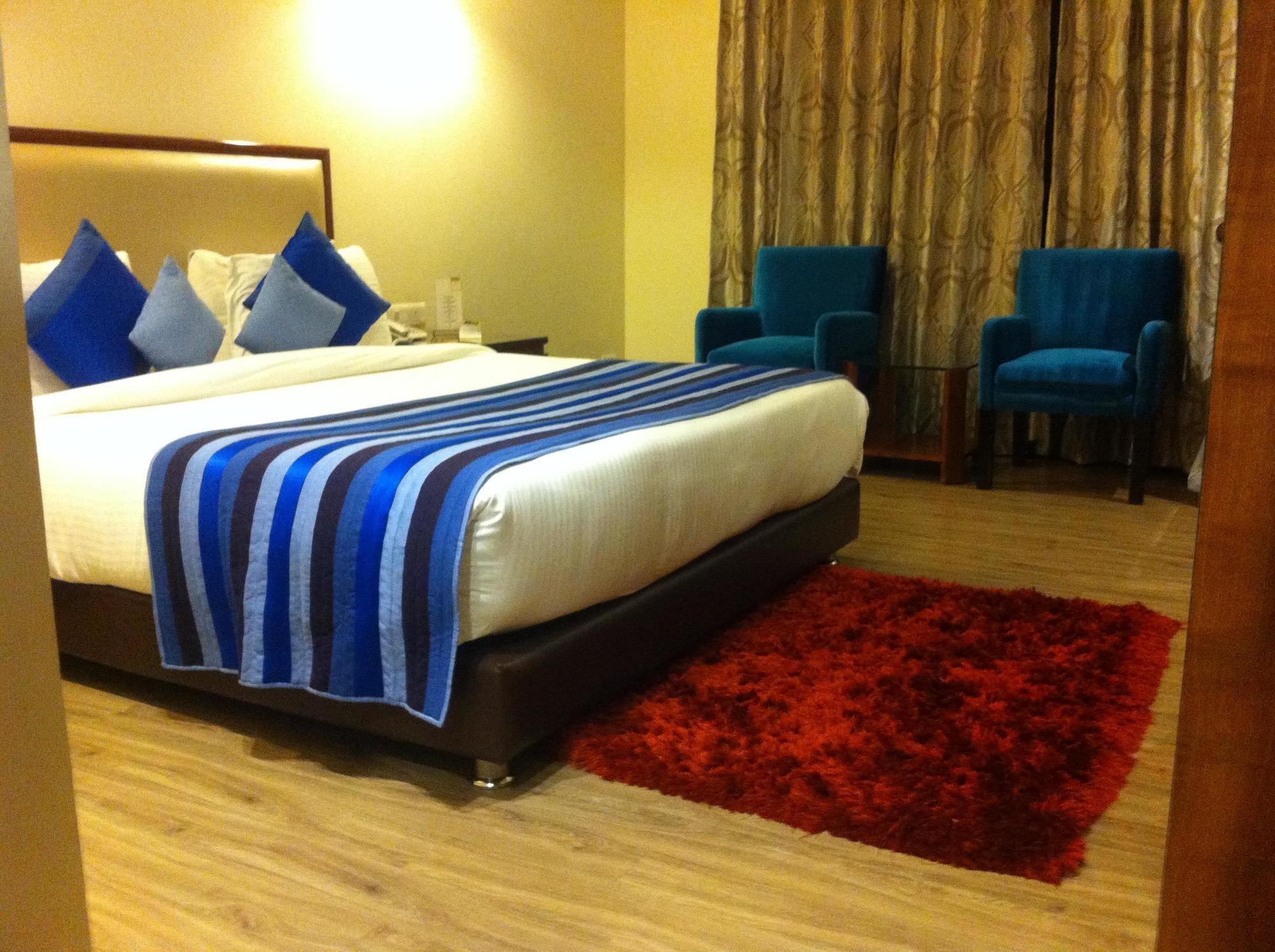 One Earth Avaas Hotel Amritsar Exterior foto
