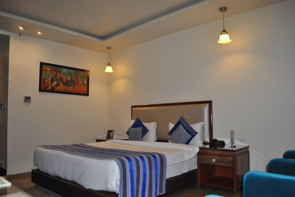 One Earth Avaas Hotel Amritsar Exterior foto