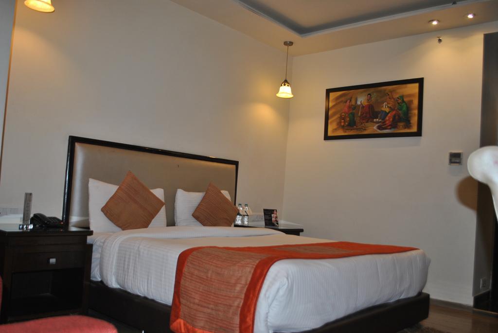 One Earth Avaas Hotel Amritsar Exterior foto