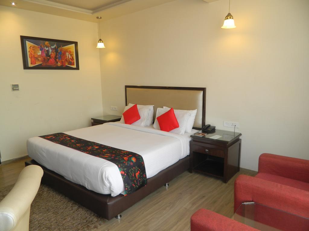 One Earth Avaas Hotel Amritsar Exterior foto