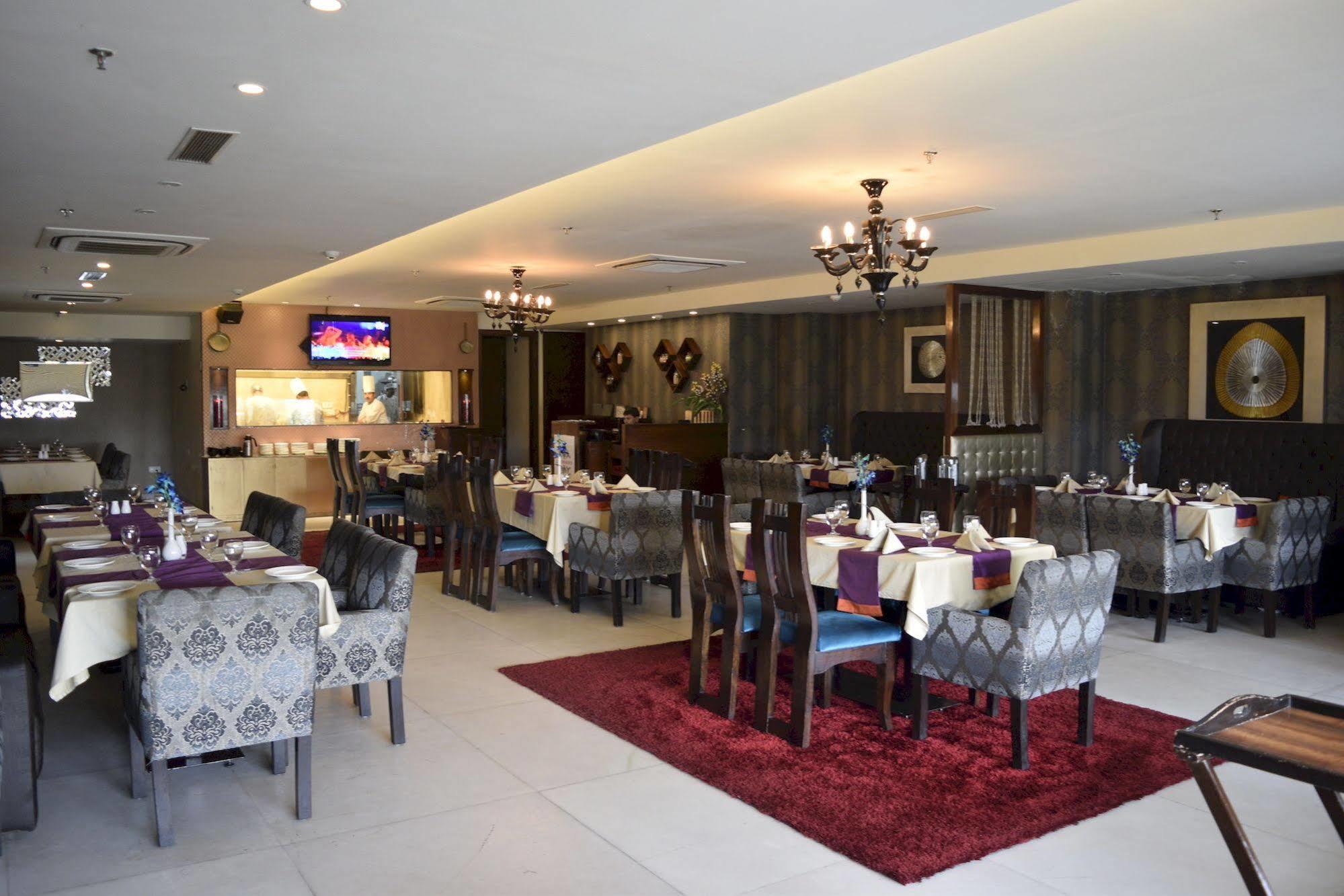 One Earth Avaas Hotel Amritsar Exterior foto